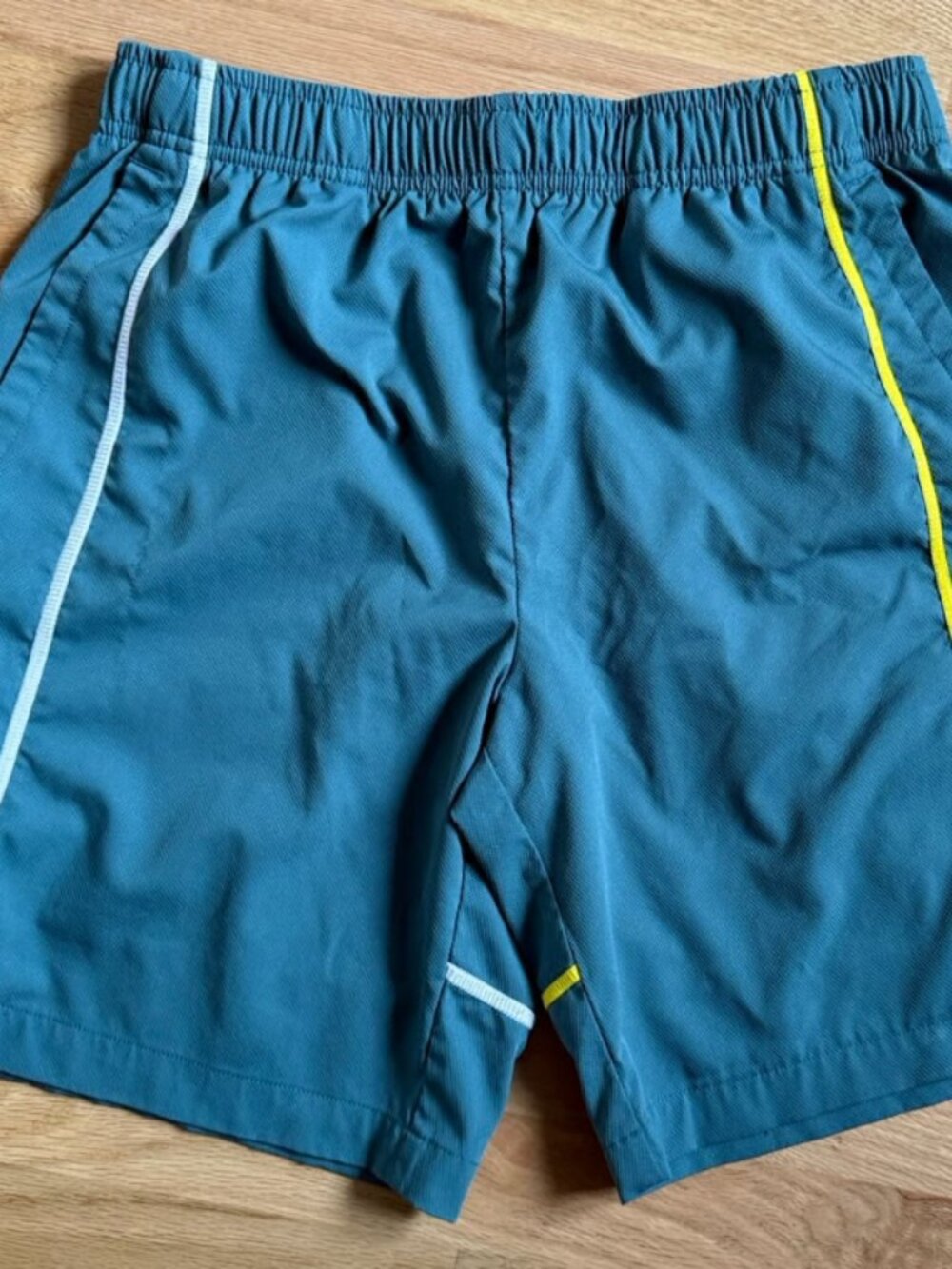 Lacoste Sport Lightweight Tennis Shorts Size S Hemmed 7.5" Inseam
